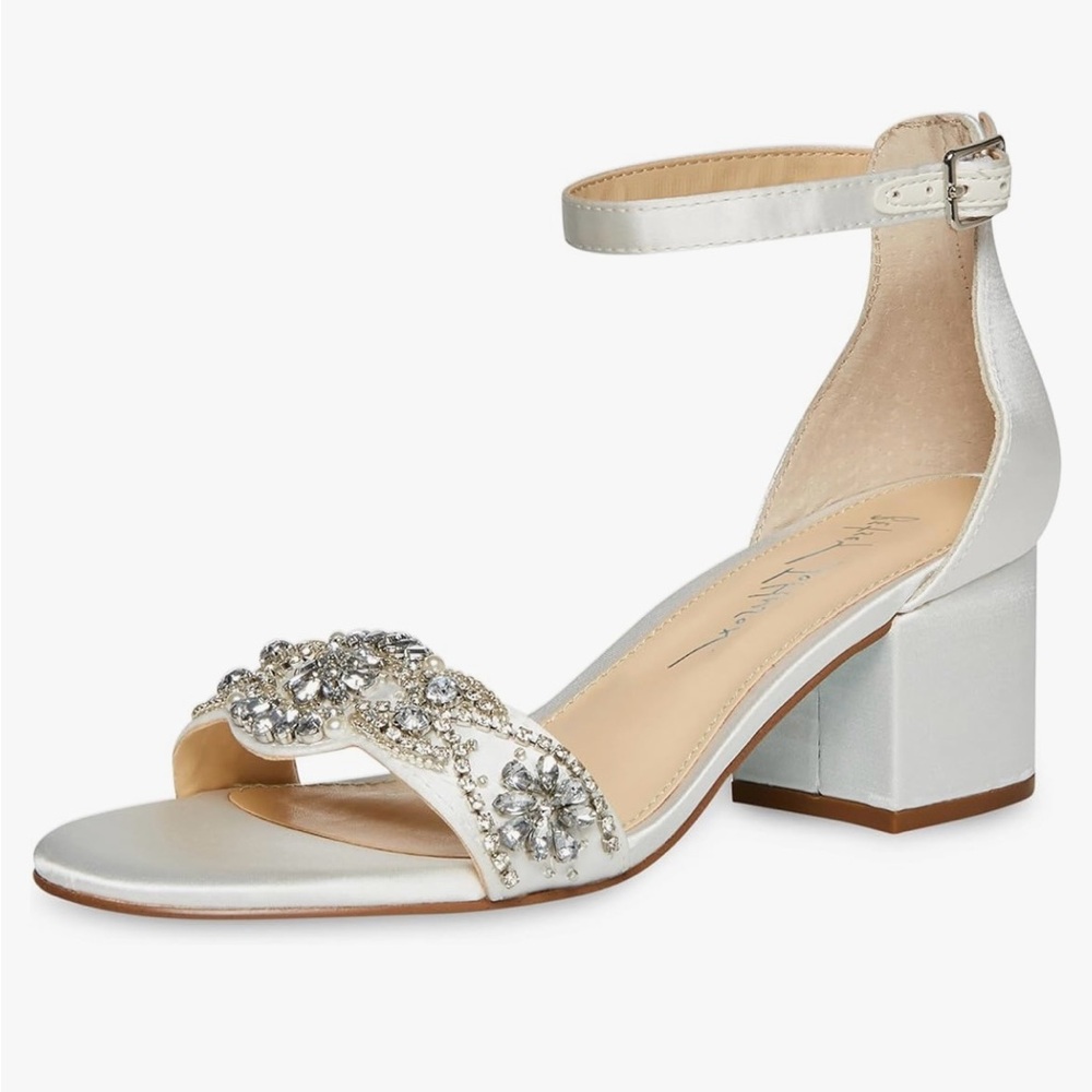 Blue by Betsy Johnson Mel Sandal Size 11 ivory